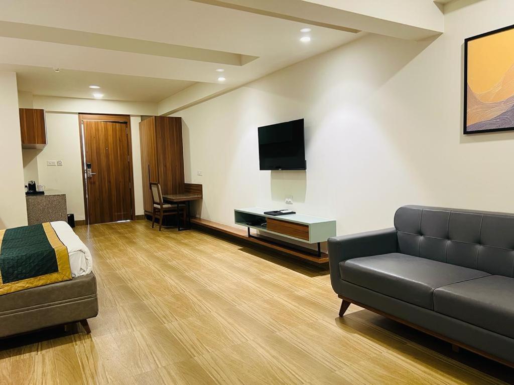 The Lemon Grass Hotel Gandhinagar Kültér fotó
