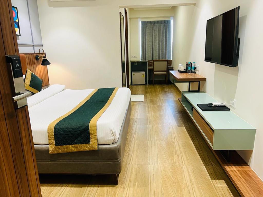 The Lemon Grass Hotel Gandhinagar Kültér fotó