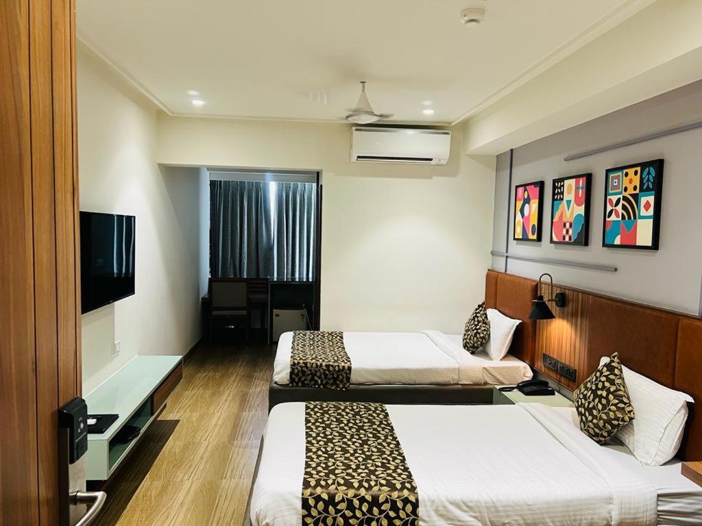 The Lemon Grass Hotel Gandhinagar Kültér fotó