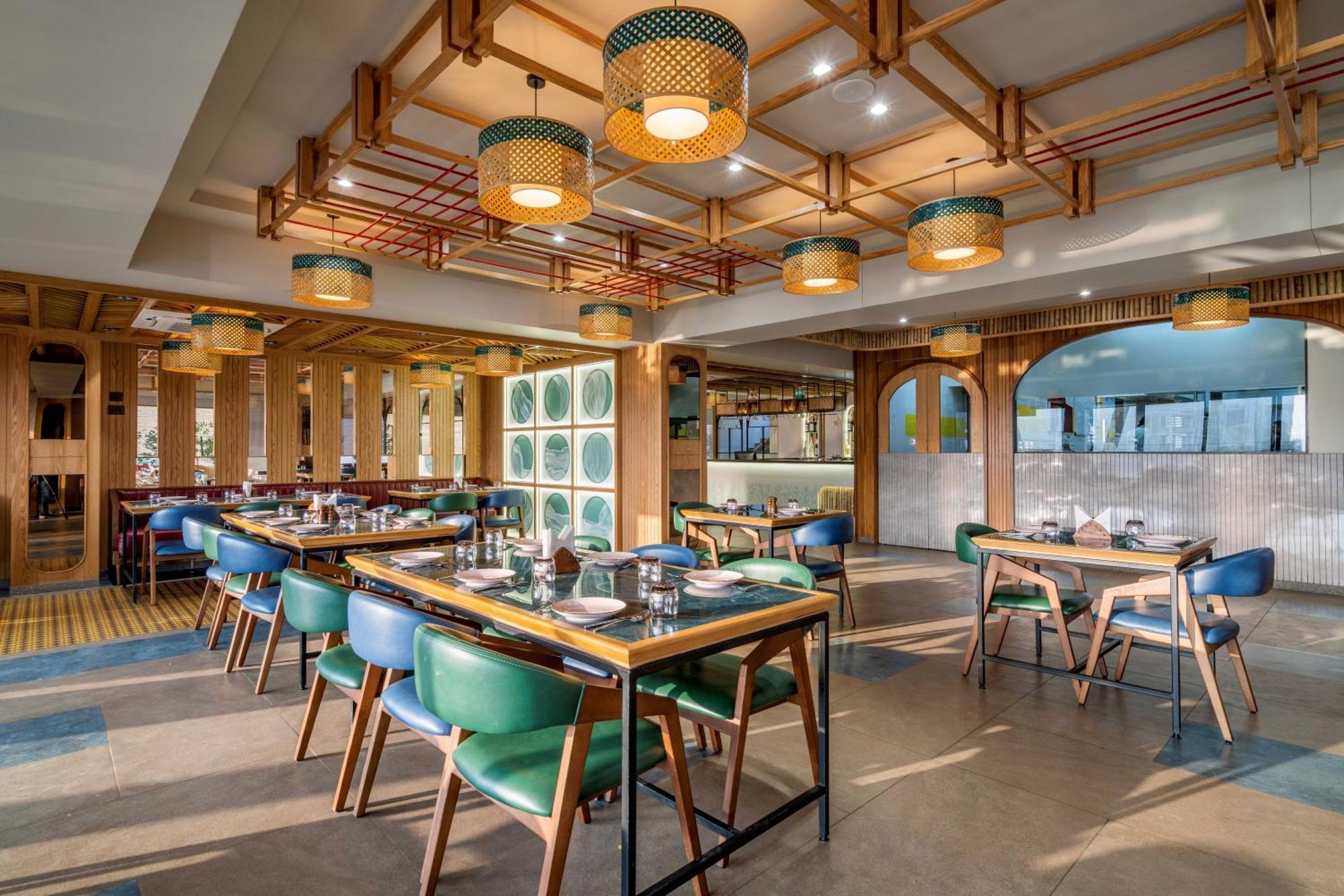 The Lemon Grass Hotel Gandhinagar Kültér fotó